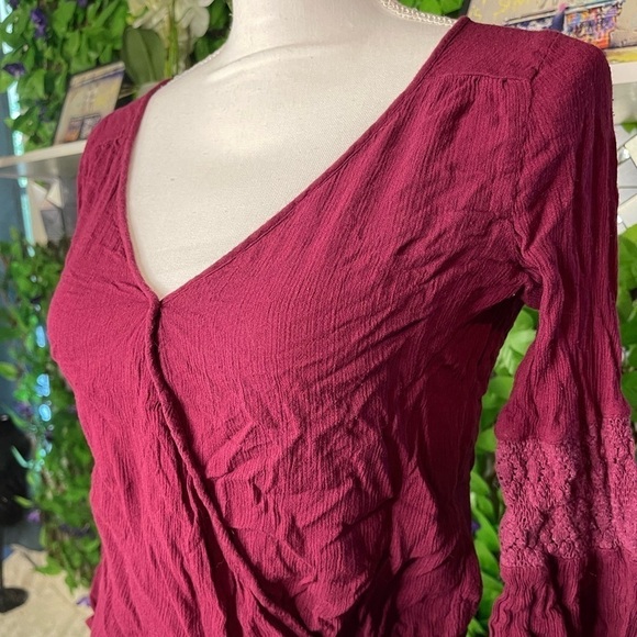 American Eagle Outfitters Crop Women’s XS Cross Over Shirt Long Sleeve Maroon - Picture 3 of 16